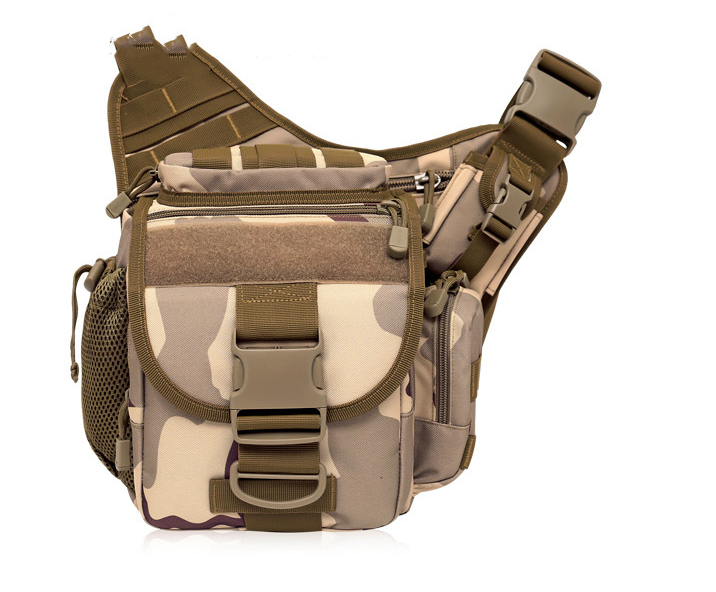 Large Outdoor Saddle Bag for SLR Cameras and Gear